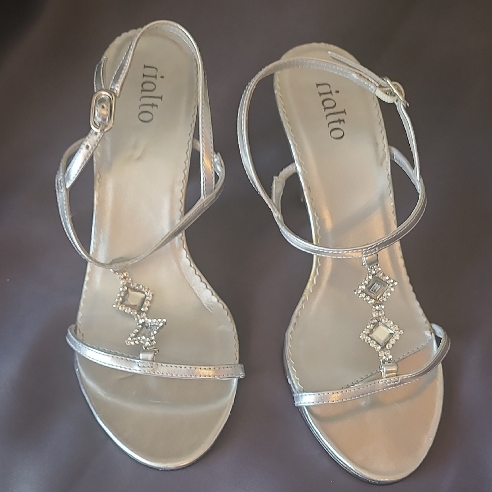 Rialto Women's Silver Sandals